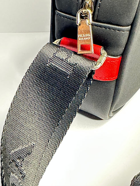 Τσαντάκι Prada Crossbody – Black with Red Details